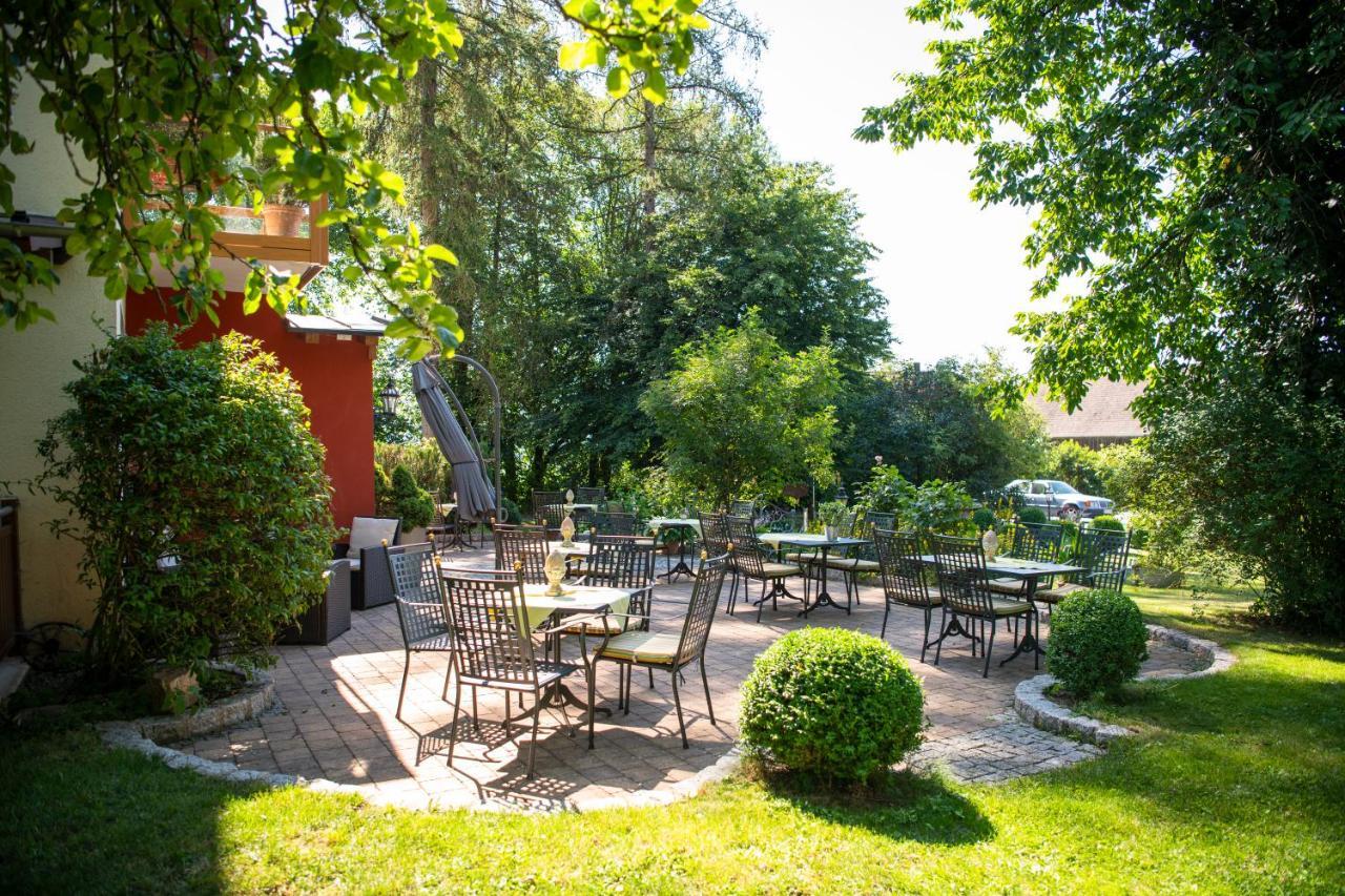 Landhotel Lindenhof Vohenstrauss Ngoại thất bức ảnh